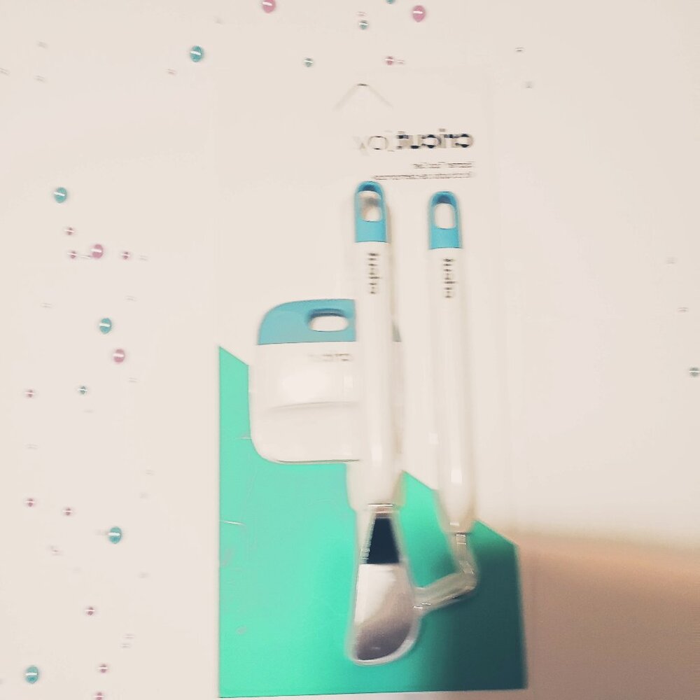 Brand new Cricut Joy Starter Tool Set